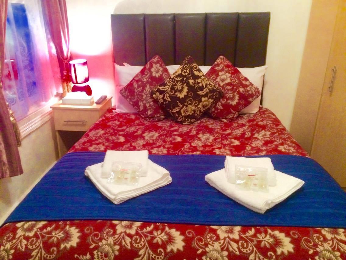 Double Room with Shared Bathroom