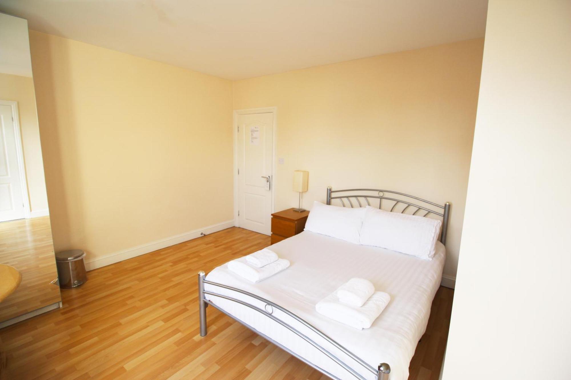 Double Room Private Bathroom