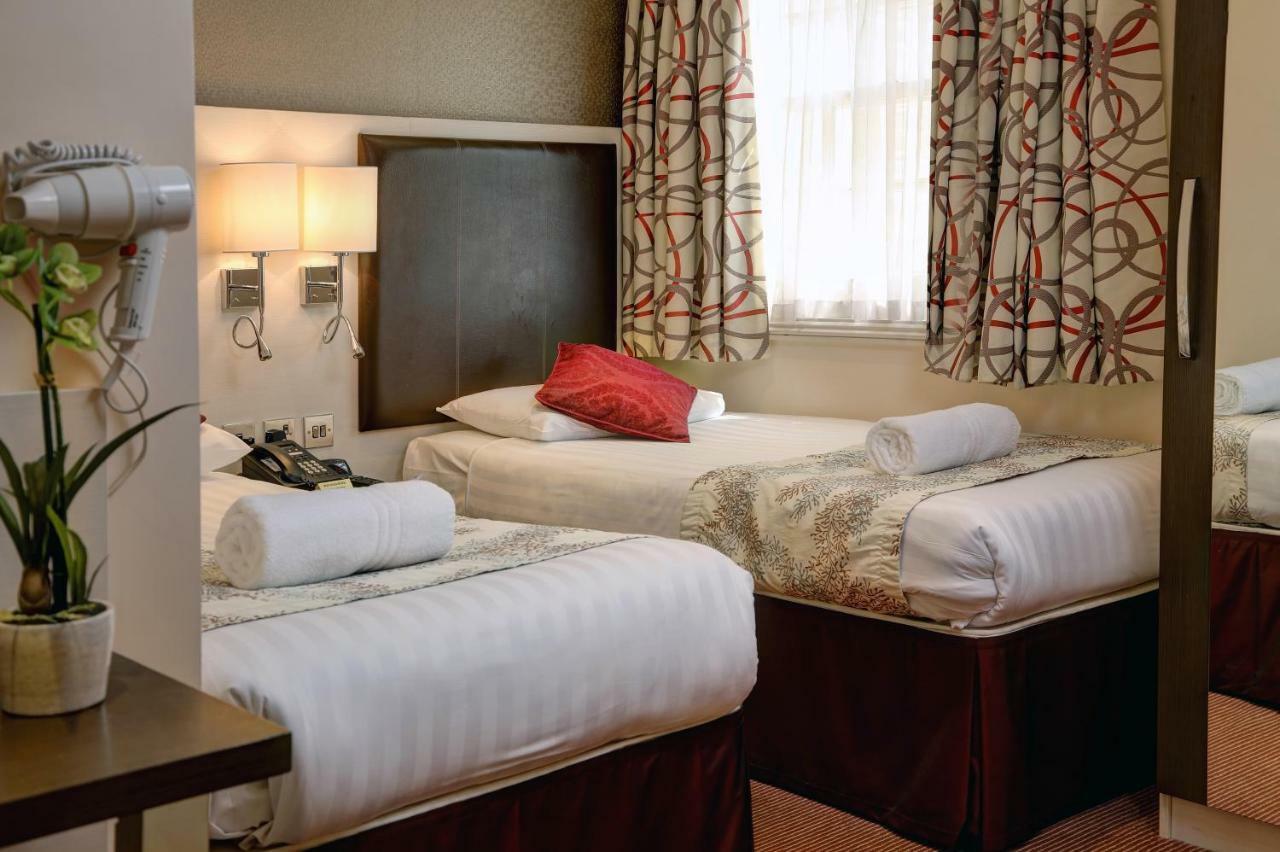 Standard Twin Room - Non-Smoking