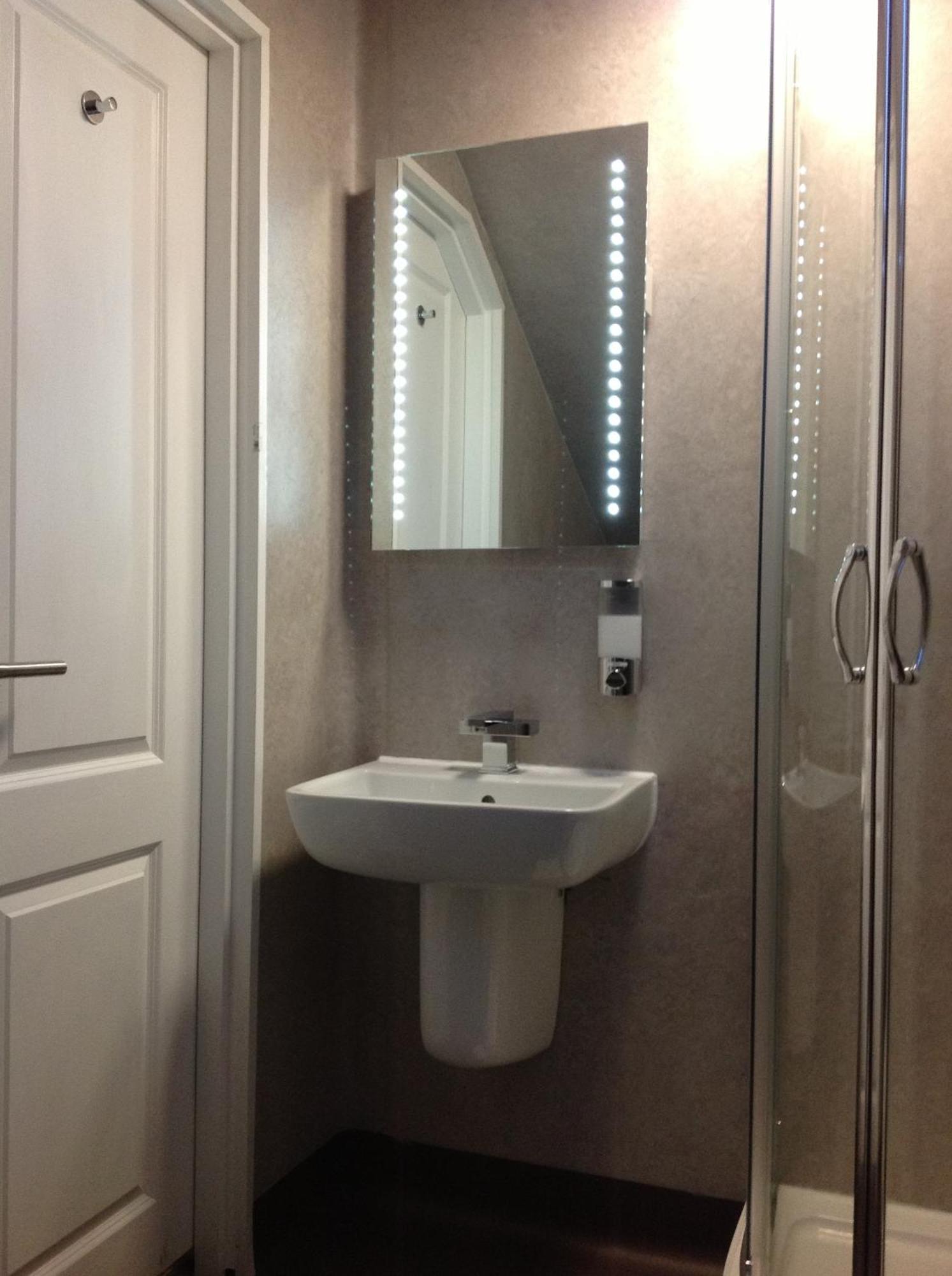 Standard Single Room Annex Building 30 seconds walk from main building