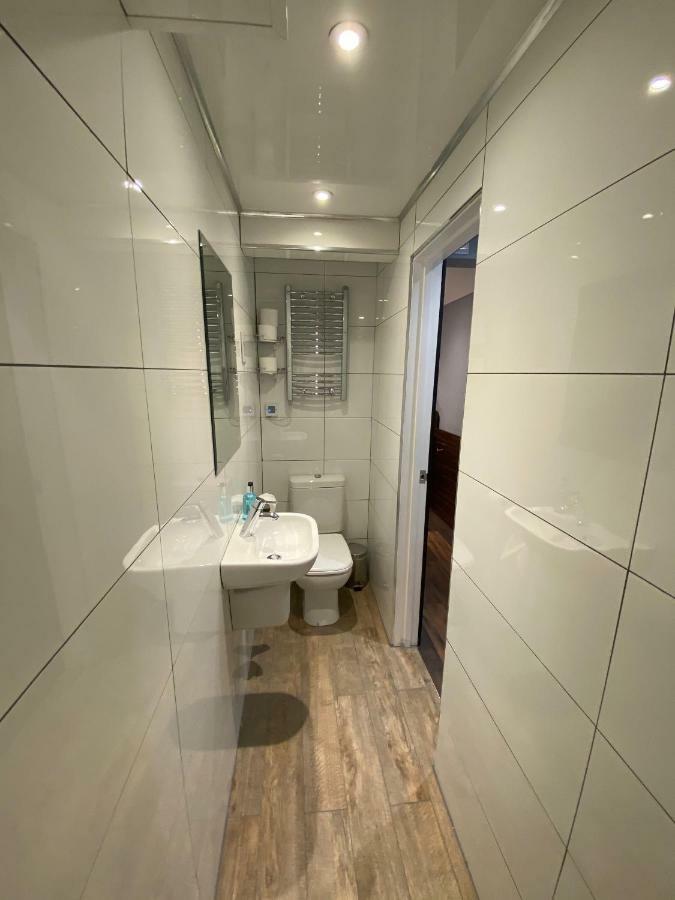 Quadruple Room,912915274:JPEG