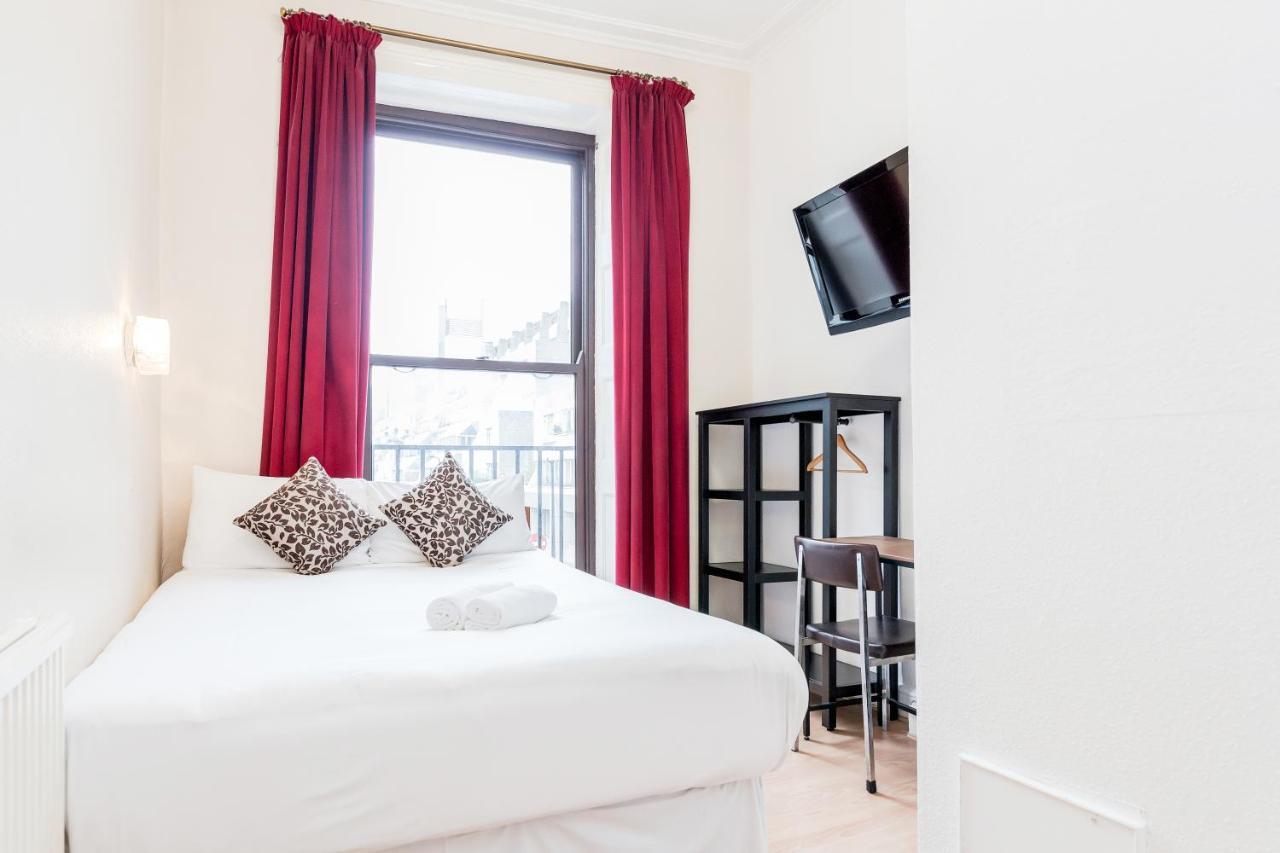 Double Room with Shared Toilet