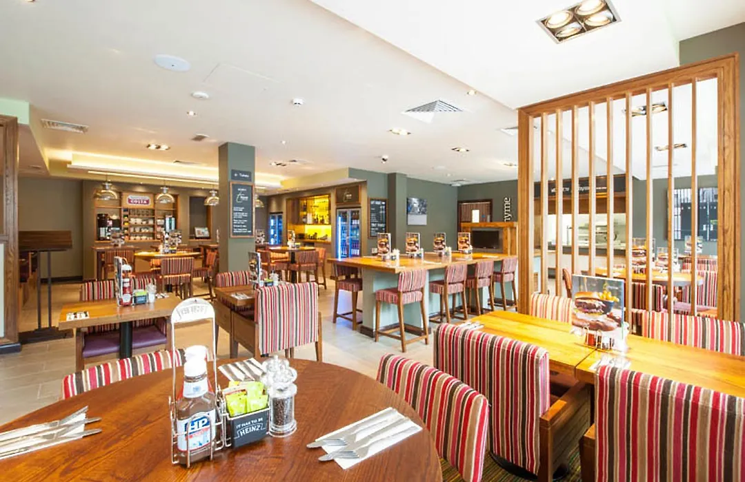 Premier Inn London Hackney-1