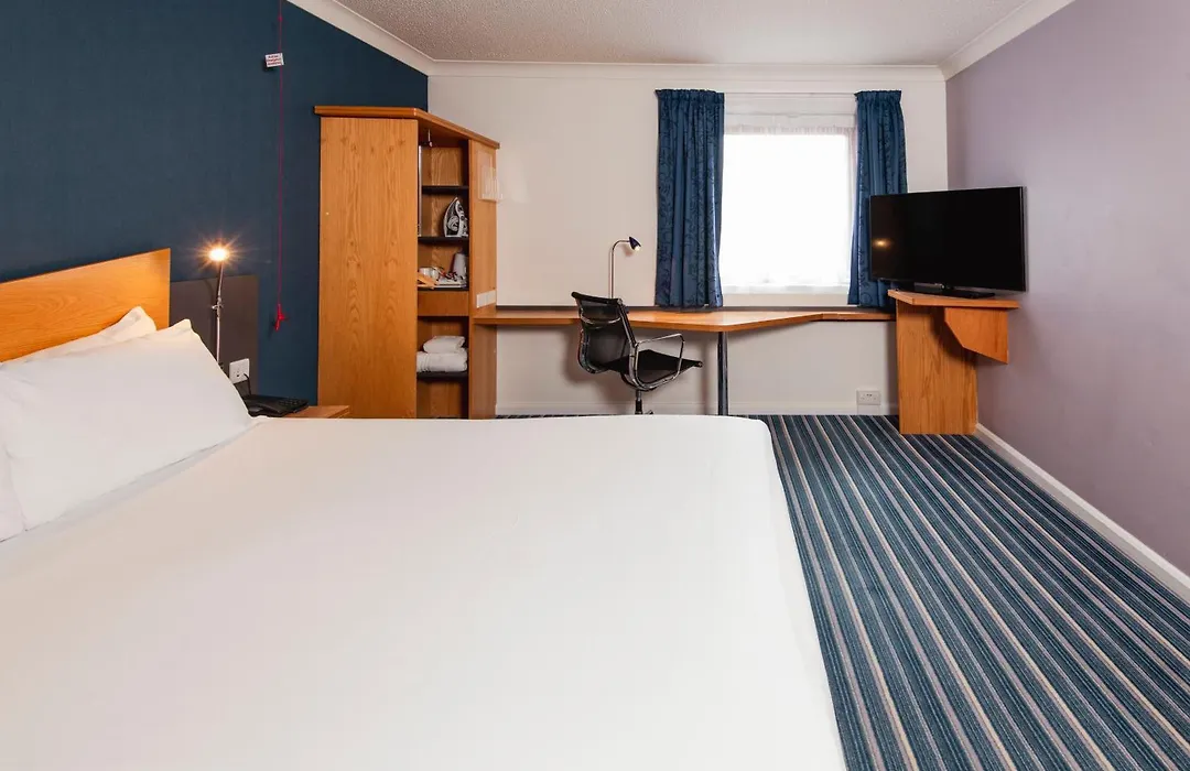 Holiday Inn Express London - Wandsworth By Ihg-1