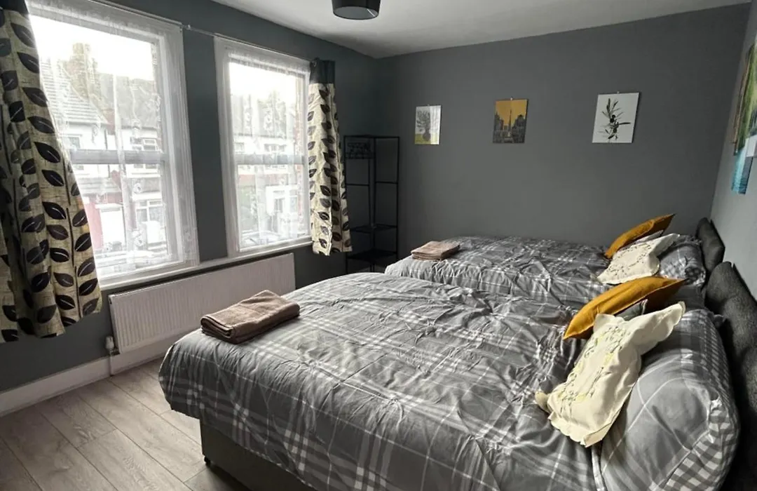 Hatton Homes: Tottenham-1