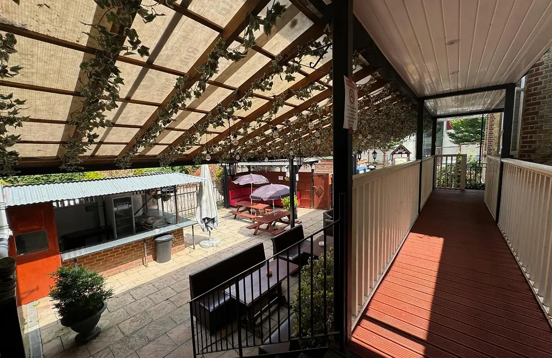 Bridge Park Hotel-1