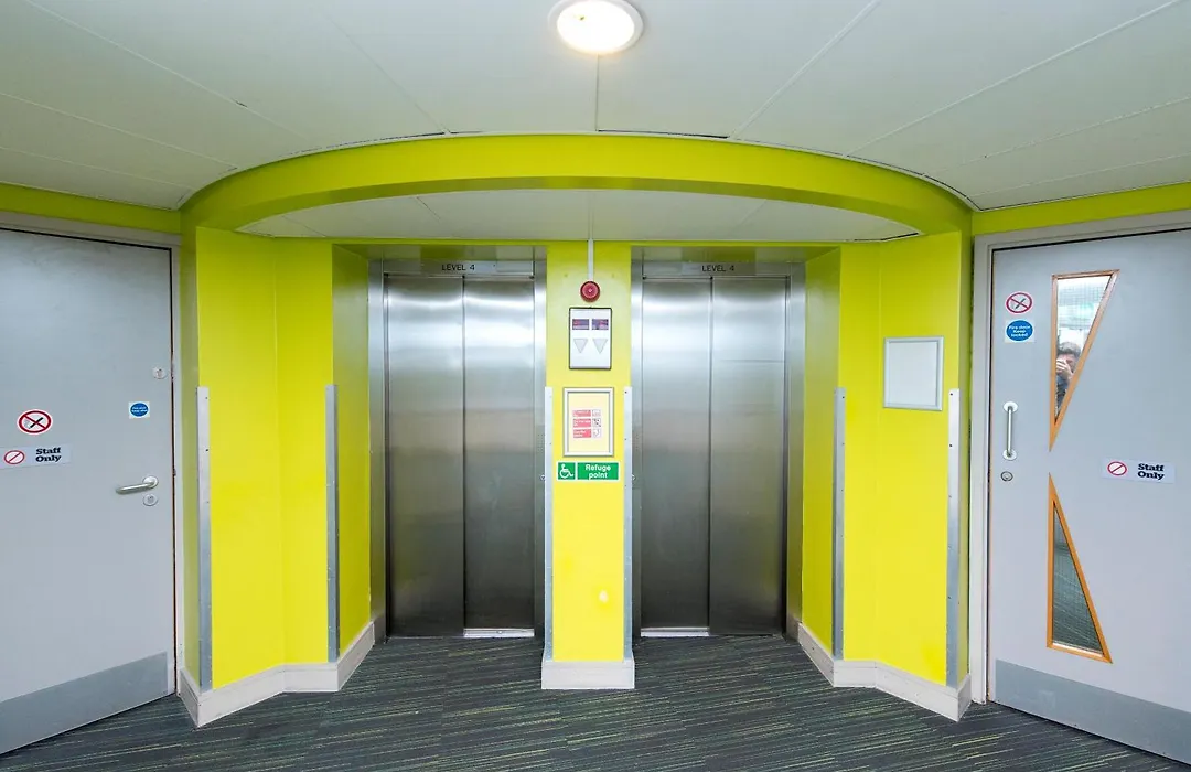 Yha London Thameside-1