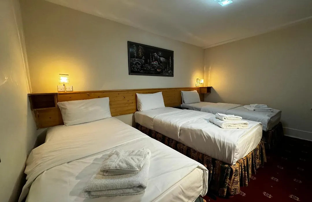 Bridge Park Hotel-1