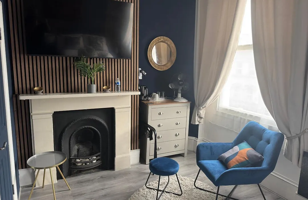 Aimi Luxury Living-1