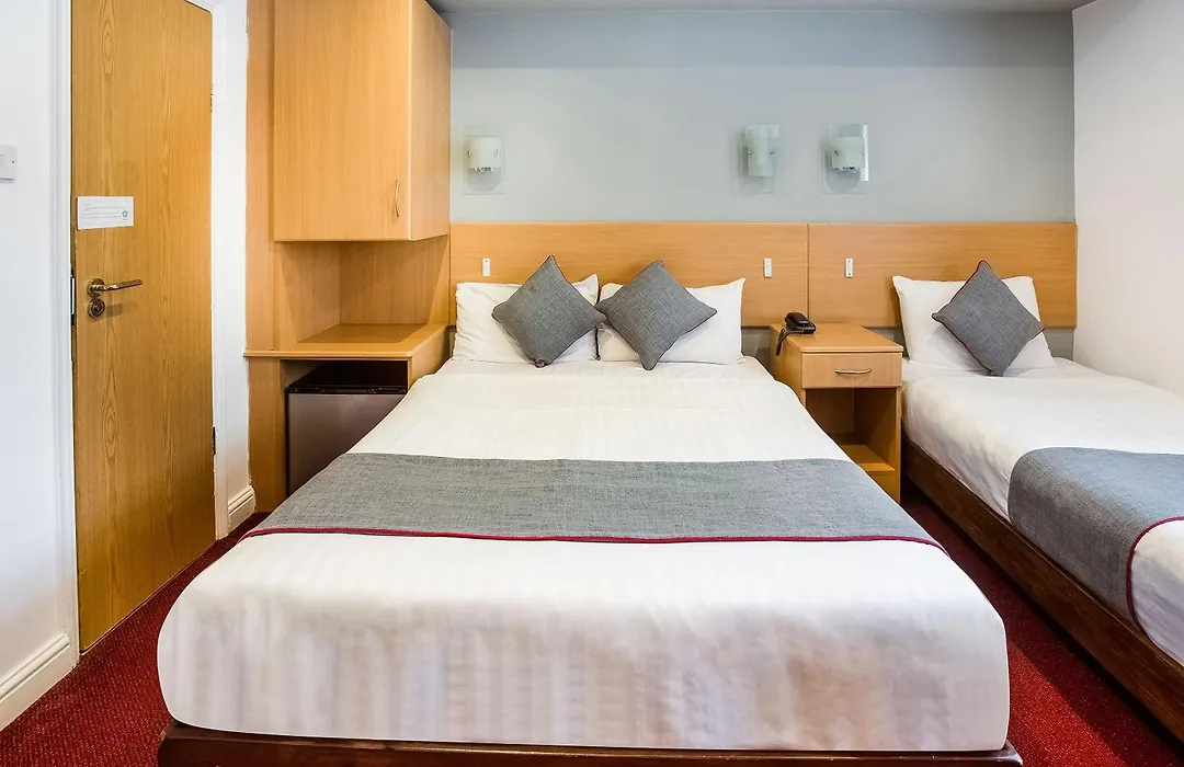 London Guest House By Oyo - Acton-1
