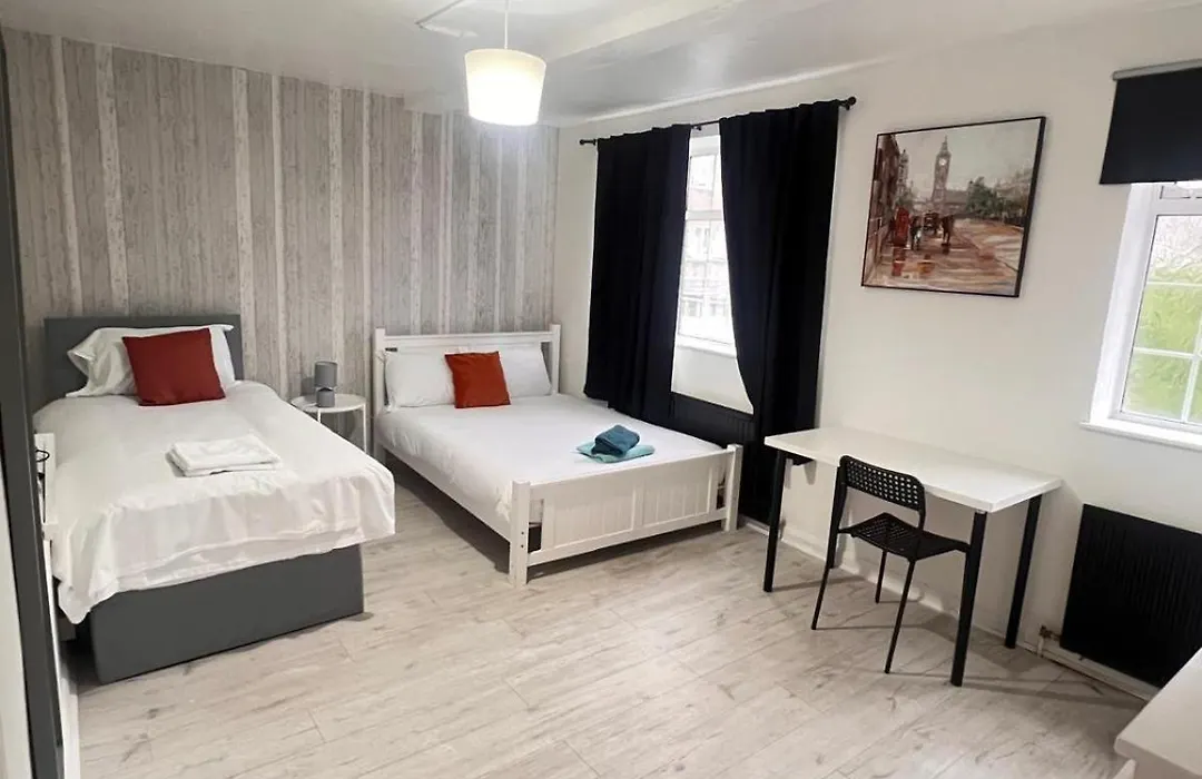 London E2 Rooms-1