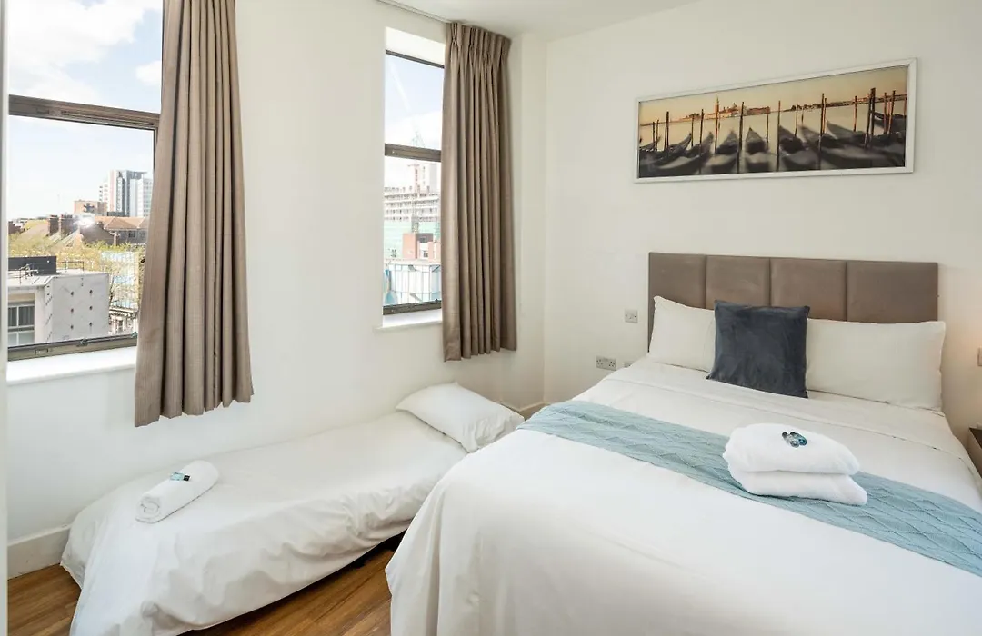 London City Hotel-1