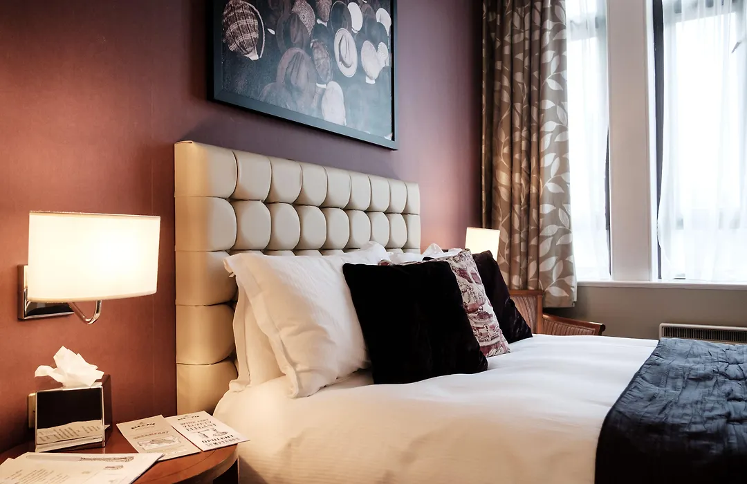 The Mad Hatter Hotel-1