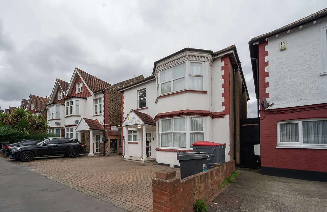 Flexistay Norbury Aparthotel-1