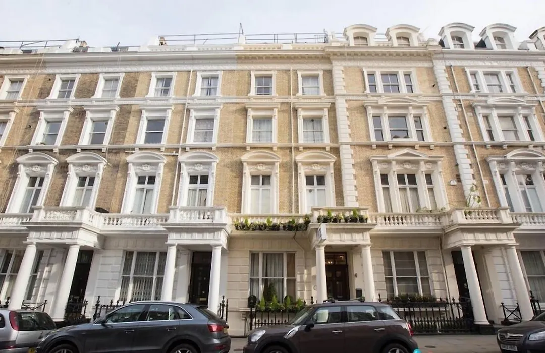 Notting Hill Gate Hotel-1