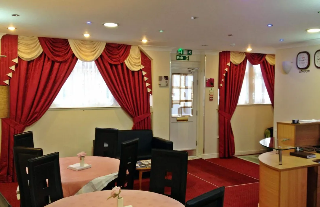City View Hotel - Roman Road Market-1