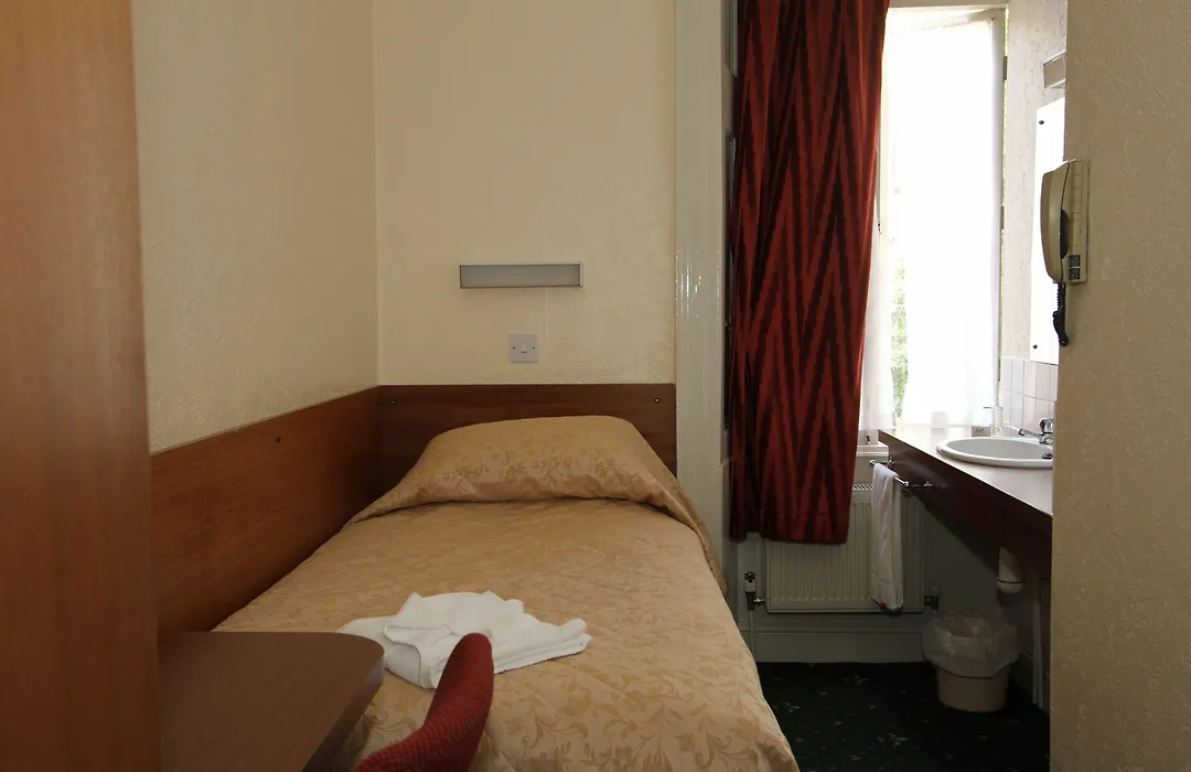 Ridgemount Hotel-1
