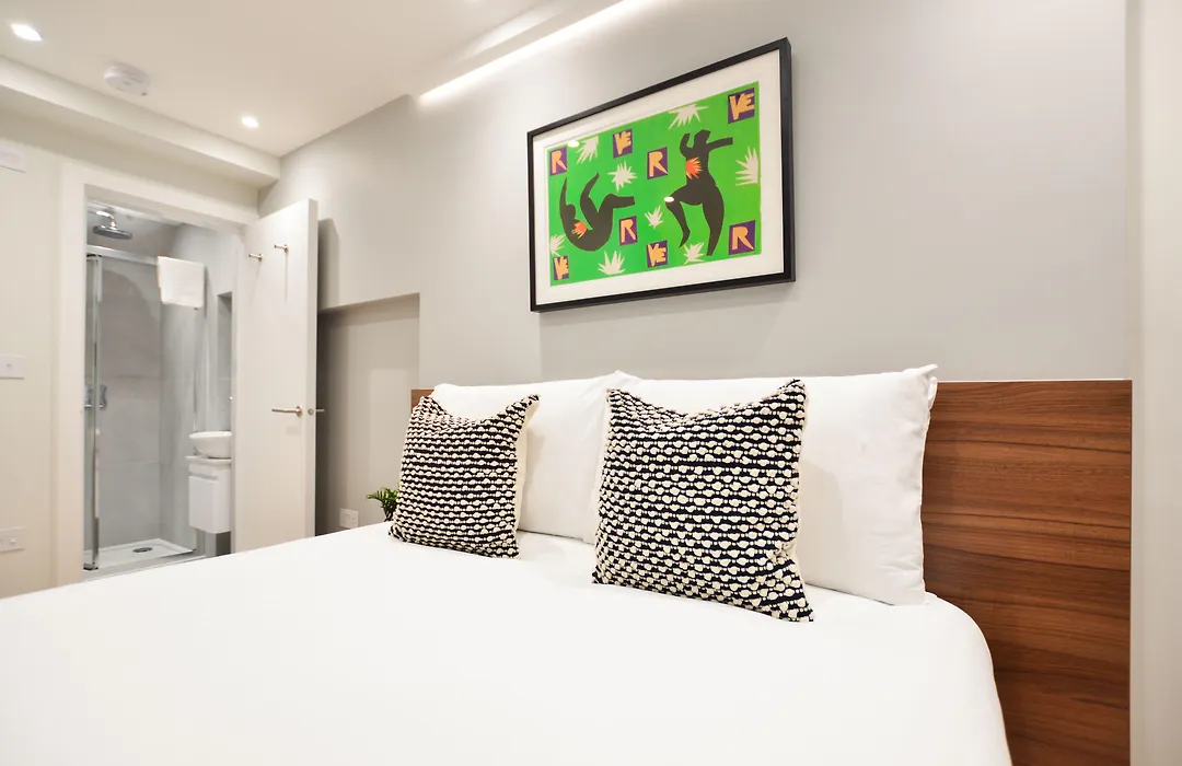 Leinster Square Serviced Apartment-1