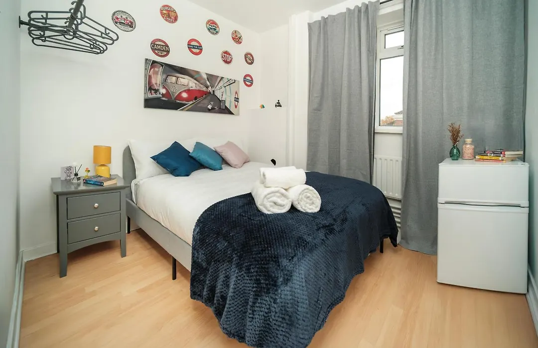 3 Of 5 Room Cozy, Spacious And Modern In Camden Town-1