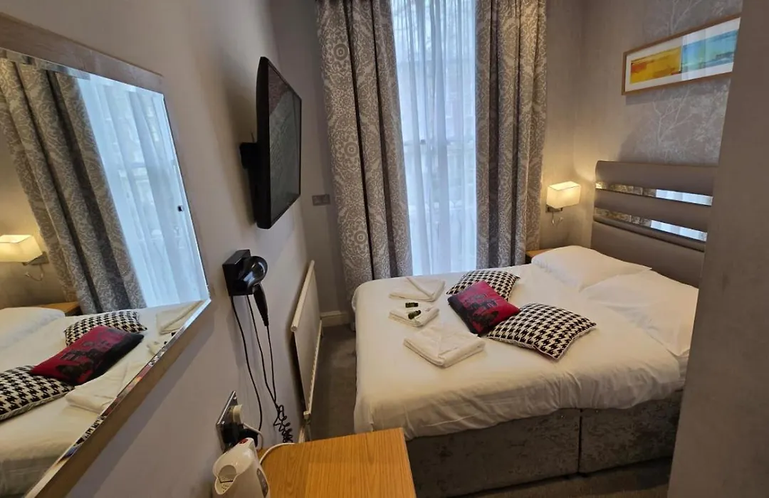 Kingswaypark Hotel At Park Avenue-1
