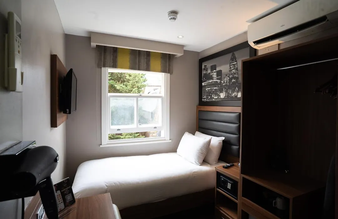 London Court Hotel-1