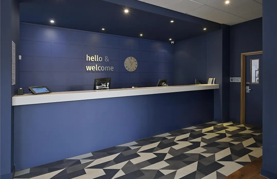 Travelodge London Farringdon Hotel-1