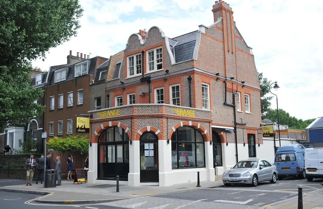 The Grange Pub-1