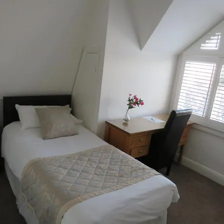 Marple Cottage Guest House-3