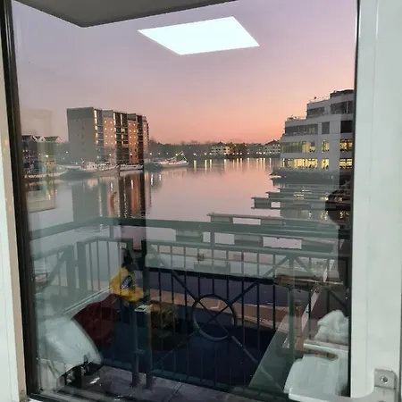 Wns Apartments Canary Wharf-3