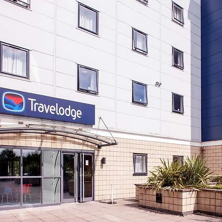 Travelodge Kew Bridge-3