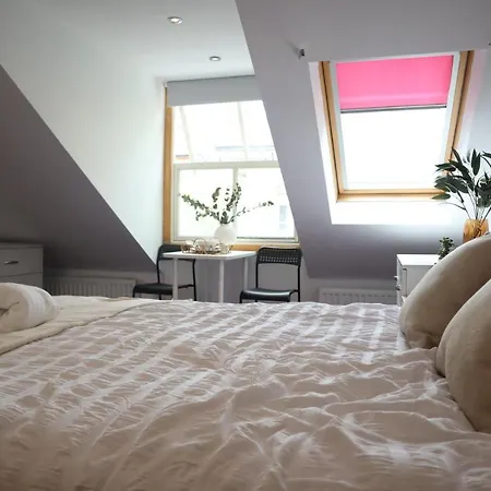 Rooms Close To Central London-2