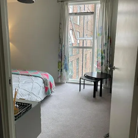Echo Court-2