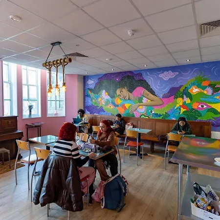 Hostelle - Women Only Hostel London-3