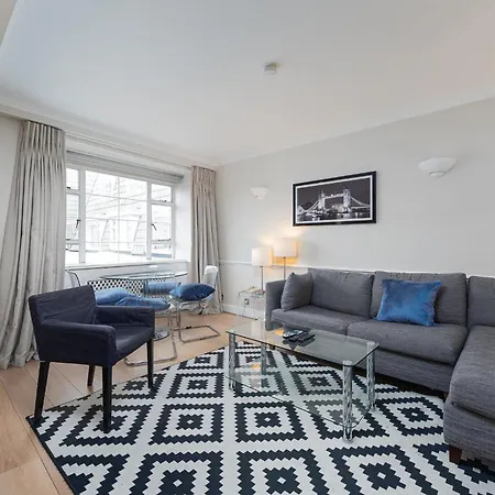 Nell Gwynn House Apartment-3