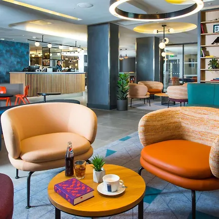 Hampton By Hilton London Park Royal-3