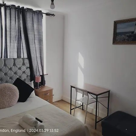 Victorian Woods Bnb-3