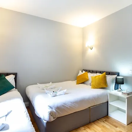 Coronation Hotel-2
