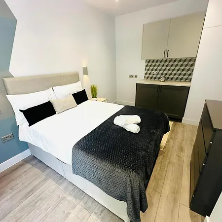 London Sw18 Top Studios Great Location Perfect For Tourist-2