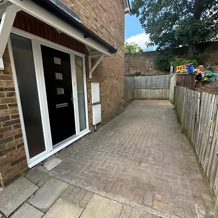 Windmill - Free Parking-2