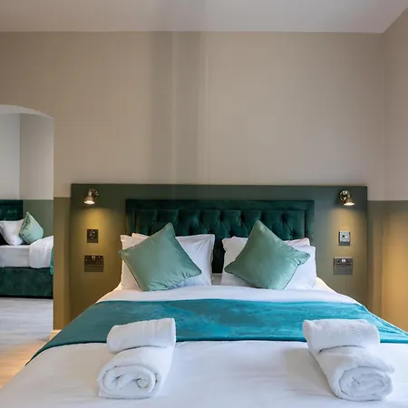 The Finsbury Park Hotel-2