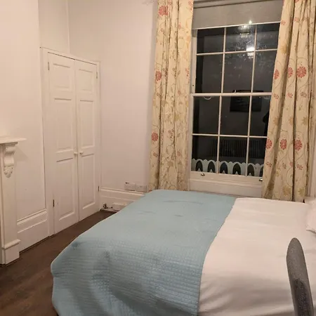 Hill House-2