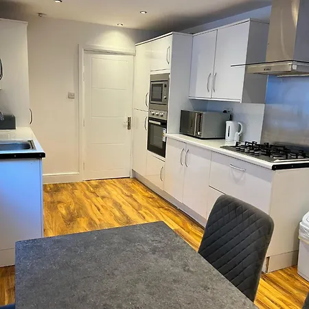 93 West Road-2