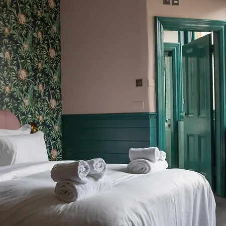 The Ship Rooms-3