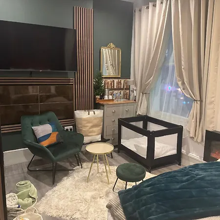 Aimi Luxury Living-3