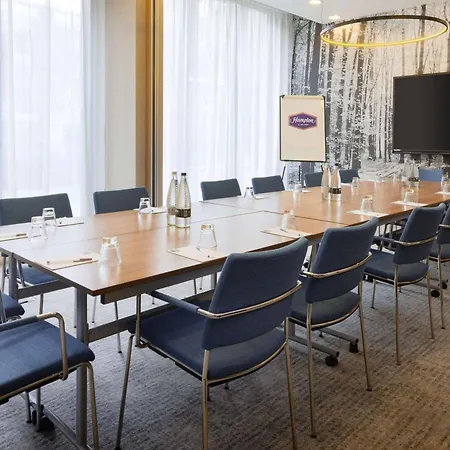 Hampton By Hilton London Waterloo-2