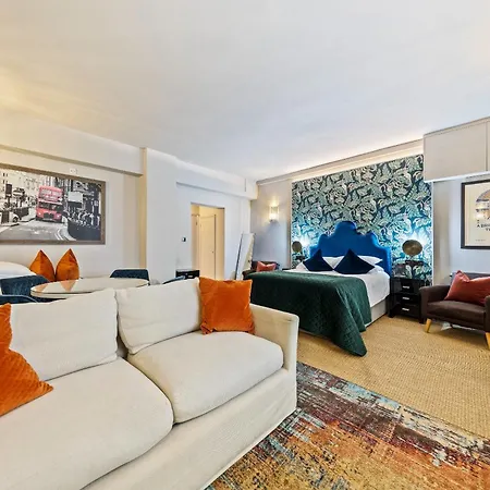 Vancouver Hotel & Studios-3