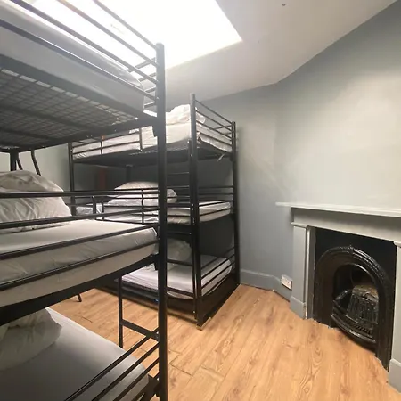 Queen Elizabeth Hostel-3