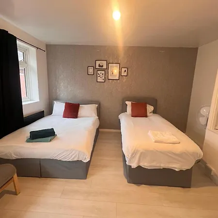 London E2 Rooms-3