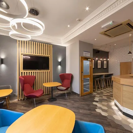 Holiday Inn Express London Victoria By Ihg-3