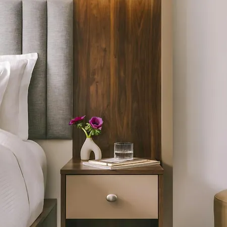 The Voyage Hotel Paddington-2